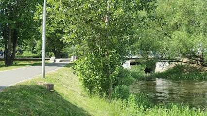 Most nad rzeką Wałpuszą